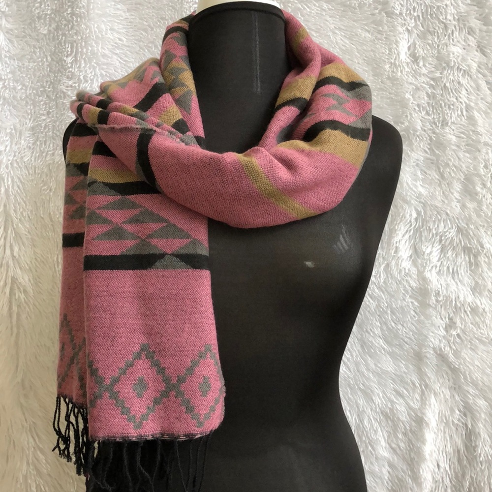 CG Aztec Versatile Scarf - Picture 8 of 9
